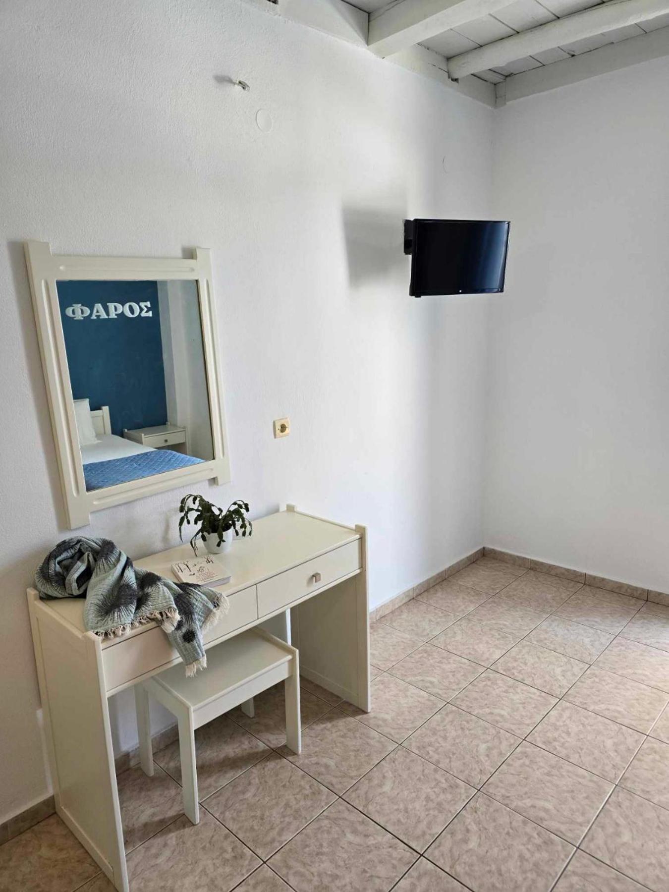 Faros Rooms Λουτρό Εξωτερικό φωτογραφία