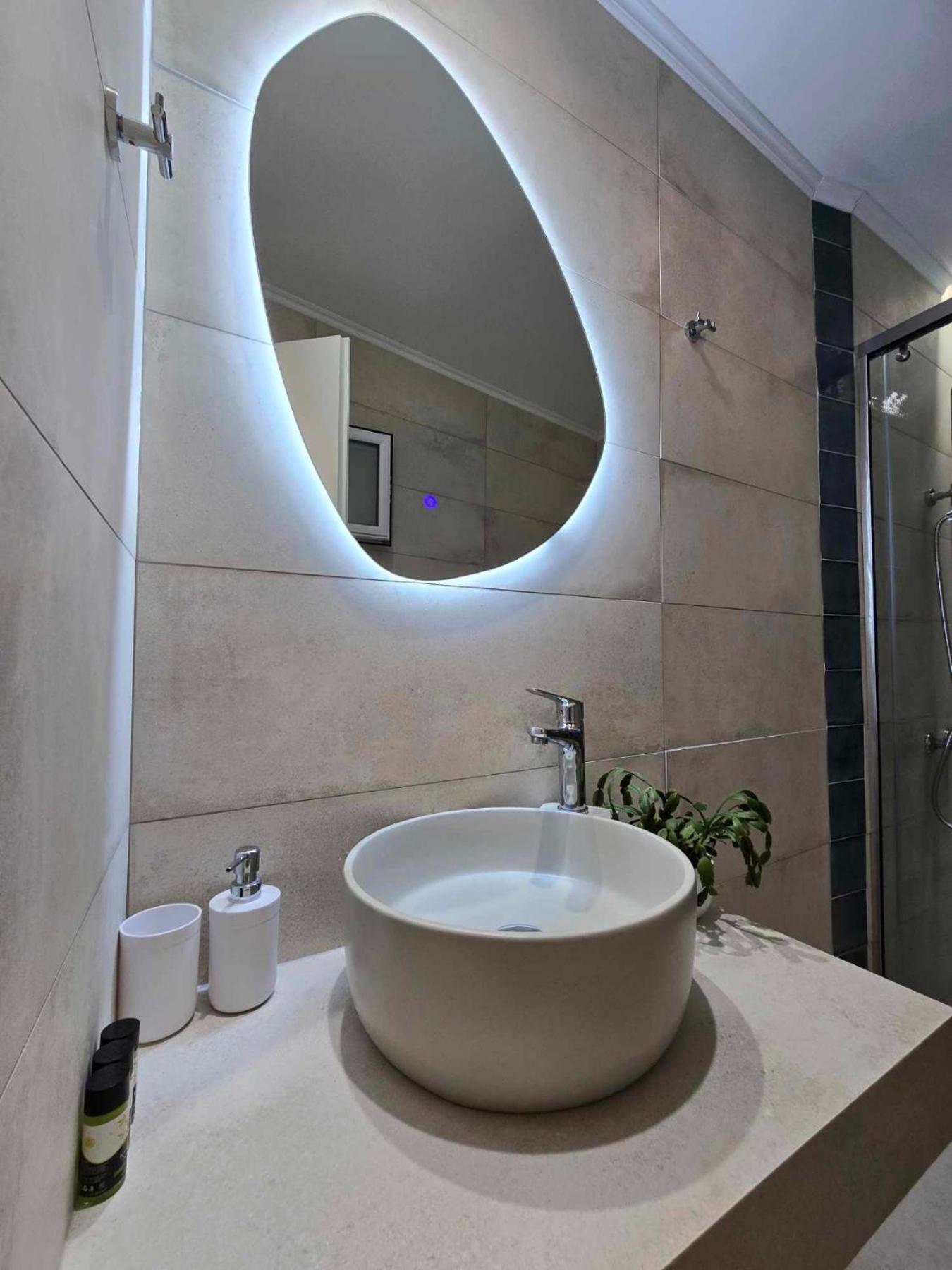 Faros Rooms Λουτρό Εξωτερικό φωτογραφία