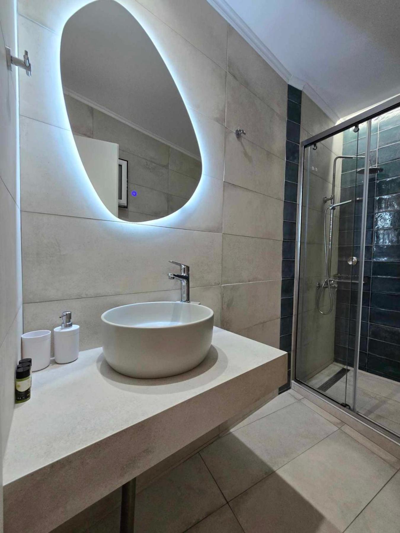 Faros Rooms Λουτρό Εξωτερικό φωτογραφία