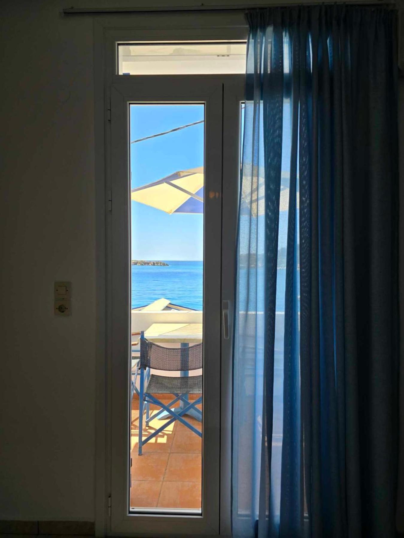Faros Rooms Λουτρό Εξωτερικό φωτογραφία