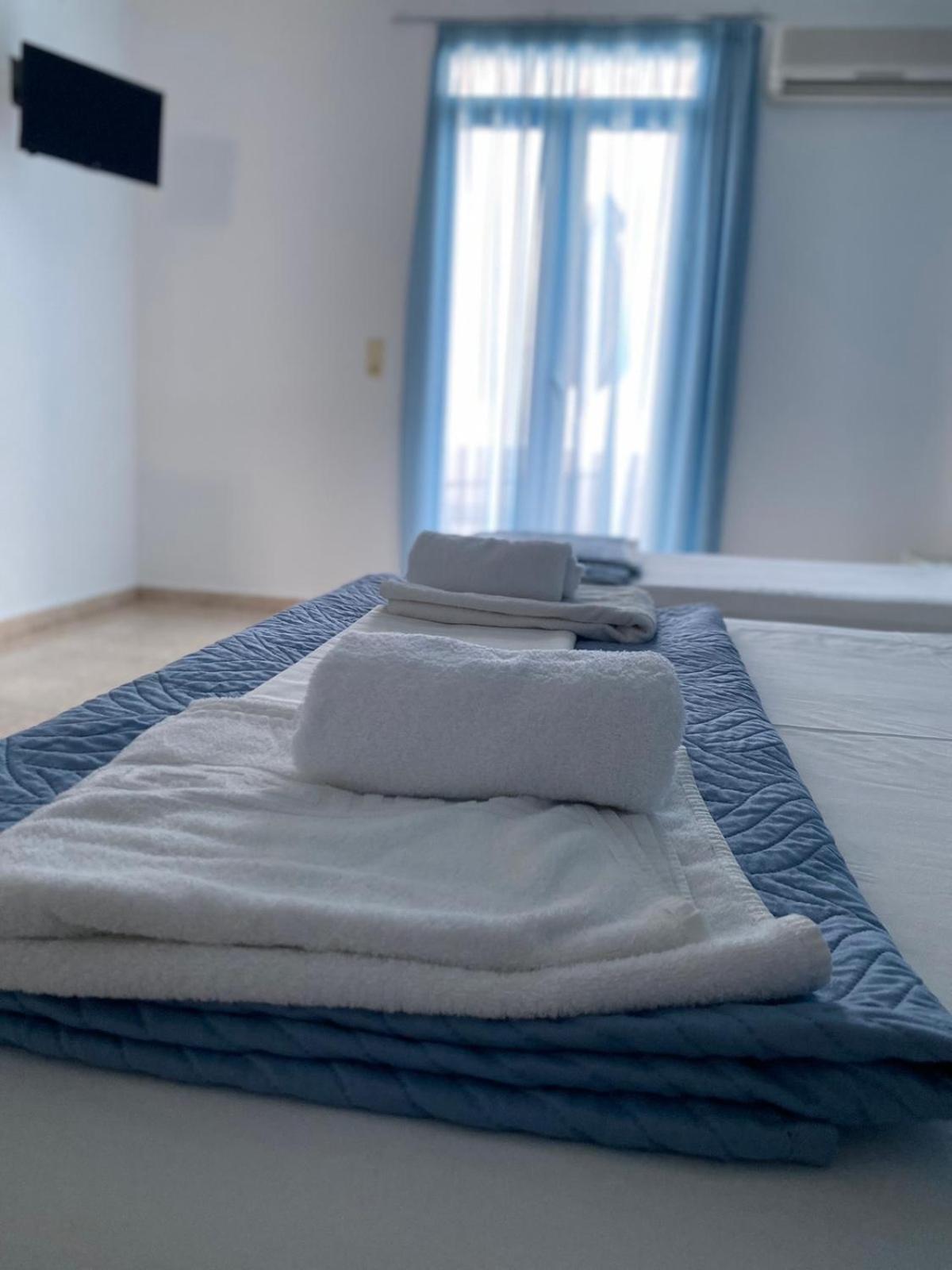 Faros Rooms Λουτρό Εξωτερικό φωτογραφία