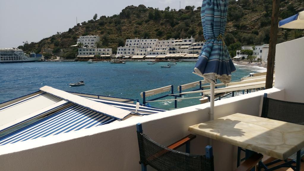 Faros Rooms Λουτρό Εξωτερικό φωτογραφία
